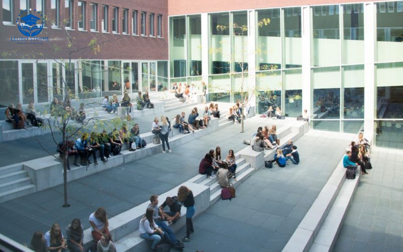 Artevelde thu hút hơn 15.000 sinh viên mỗi năm