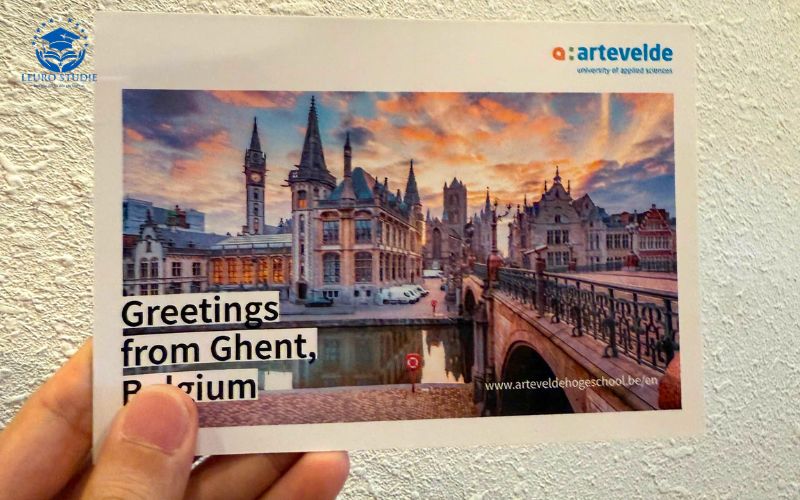 Học phí chỉ khoảng 7760 EUR/năm